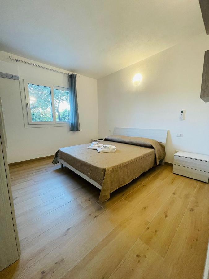 Chrisso Rooms Affittacamere サン・テオドーロ エクステリア 写真